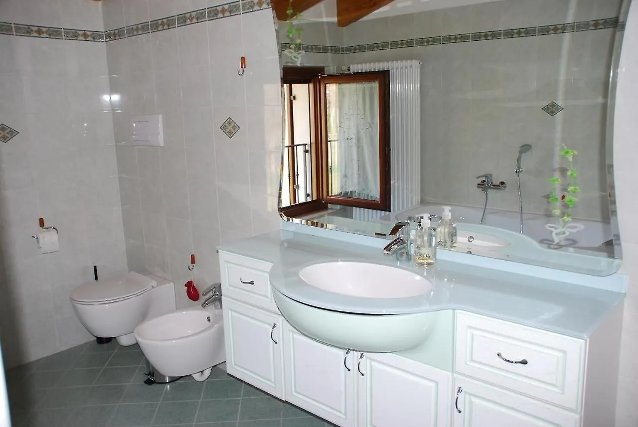 Il Rifugio Del Gatto Moro Bed & Breakfast Valeggio sul Mincio Italy